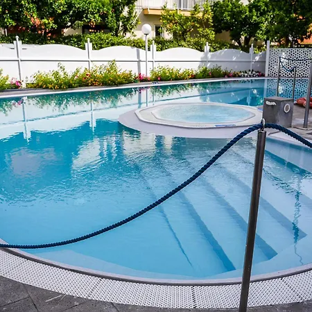 Hotel Hotiday Collection - Sant'agnello 4*